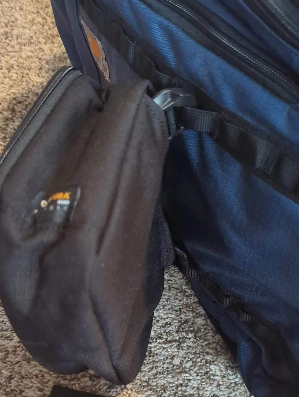 Carhartt description pictures